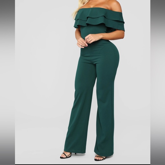 Off Shoulder Ruffle Wise Leg Jumpsuit - Picture 3 of 4